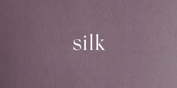 Ejemplo de fuente Silk Serif Light
